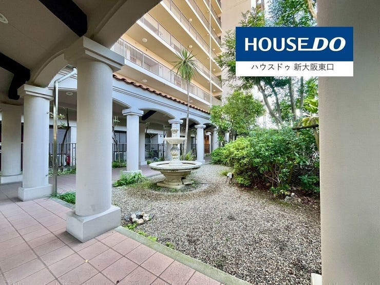 中庭
管理人駐在で丁寧に整備されています。