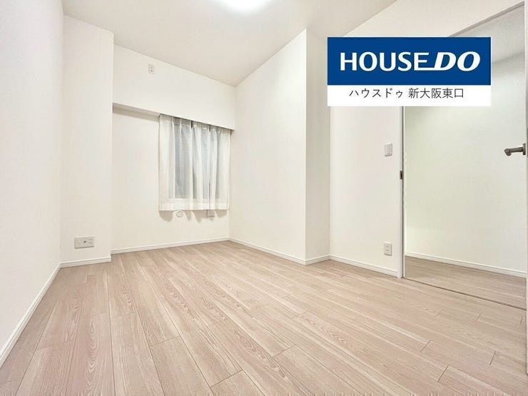 洋室もフローリング、クロス張替でまるで新築のよう。