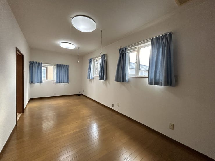 2階西側洋室10.5帖