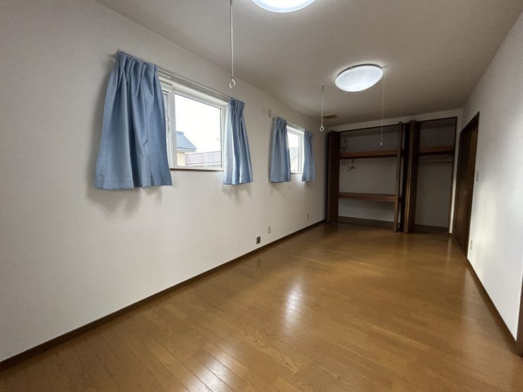 2階西側洋室10.5帖