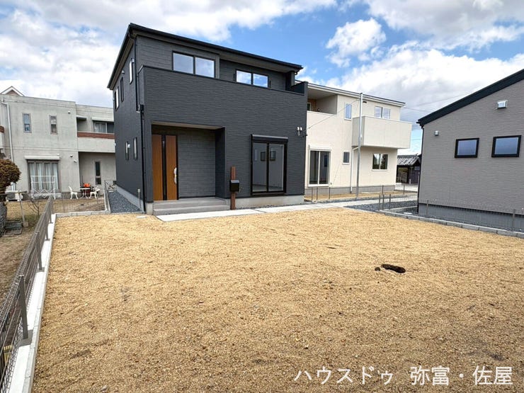 南向きのお庭♪お子様との遊び場にいかがですか(^^)