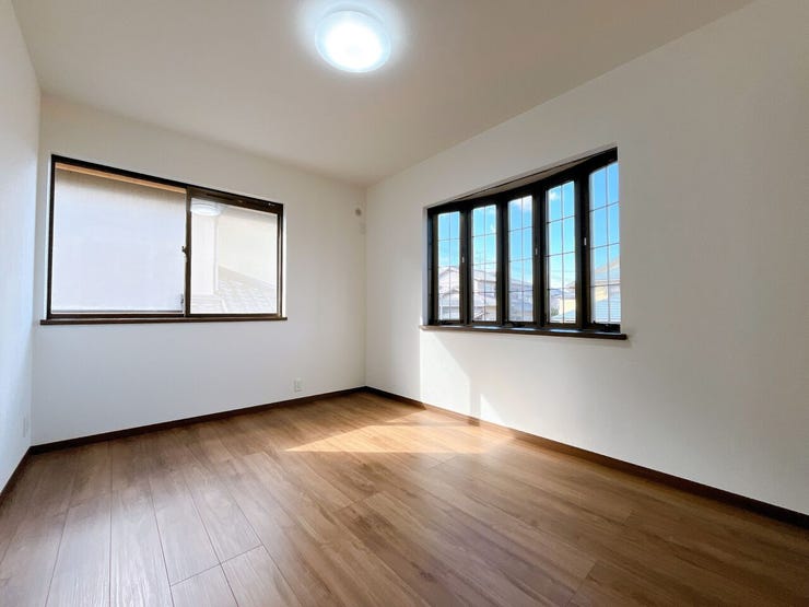 色合いに統一感のある、落ち着いた雰囲気のお部屋です。