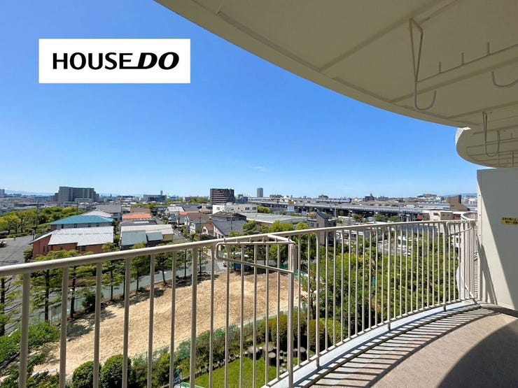 6階で眺望良好!モノレールが見えるので乗り物好きのお子様には嬉しい♪