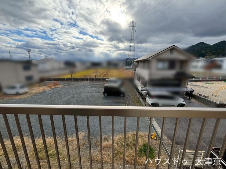 遠くまで見渡せる開放感が魅力のバルコニー♪