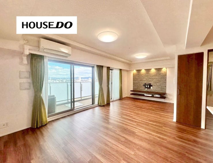 19.5帖の広々LDK!壁掛けテレビが設置できるように下地補強されております◎