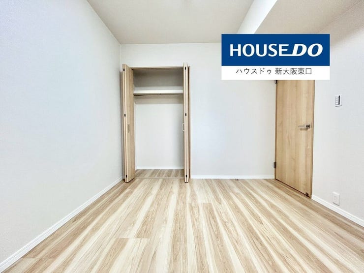 西向きに窓があり、クローゼットもある5.6帖の子供部屋です。