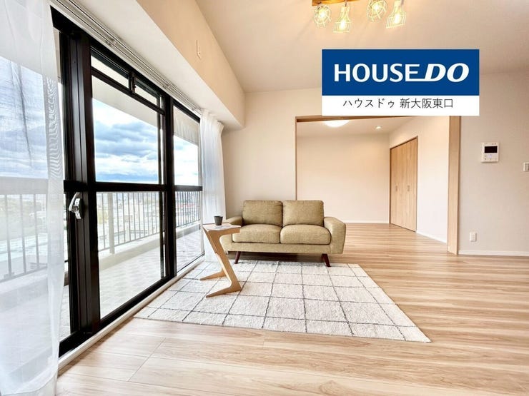 東向きのバルコニーがあり、奥は7.1帖の洋室がある
16.4帖のLDKです。