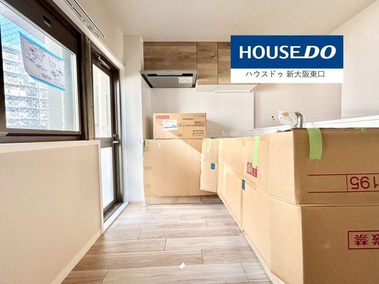 北向きにバルコニーがある広くて明るいキッチンスペースです。
(リフォーム中)