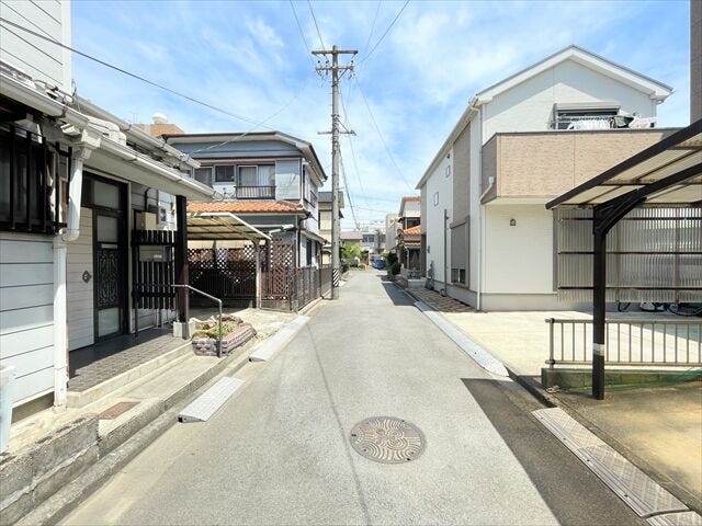 近隣の雰囲気は実際に見て、感じていただくのが一番です!
ぜひ現地を見に来てください♪お問い合わせお待ちしております。