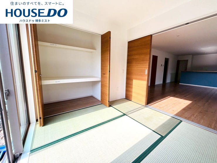 【現地見学会 開催中】実際に現地へ行き、お子様と一緒に小学校までの経路を確認したり、近隣の同施工会社の完成物件へ行き完成後の雰囲気を体感したりといった見学ツアーをしませんか?(12月7日撮影)