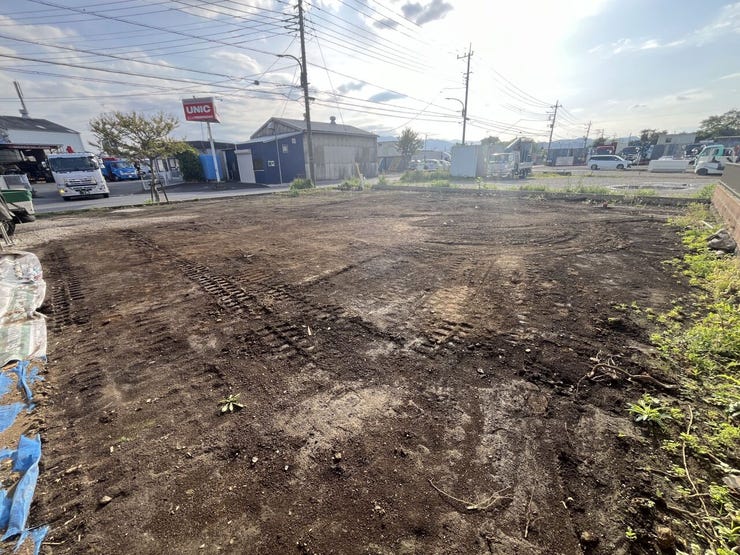 青空が広がる開放的な立地で、新しい生活を。更地につきプランニングもスムーズです。閑静な住宅街で、理想の暮らしを叶える広さをぜひ現地でご体感ください!お気軽にお問合せを。