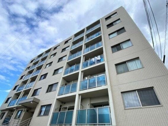 【外観】
住宅ローンのご相談だけでもOK!
専門スタッフがお客様にベストな方法をご提案致します♪