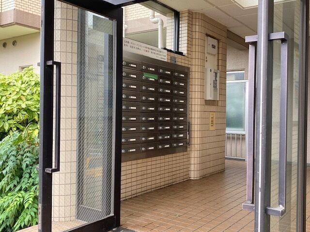 集合ポスト
共有部分は綺麗に清掃されています