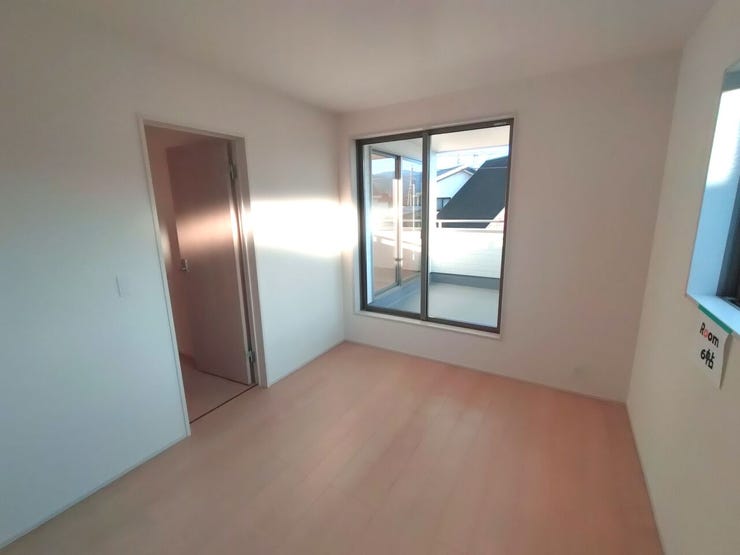 ★2階洋室 6帖南側