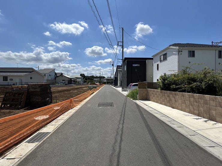 全17区画(内9棟販売)、同じような時期に暮らし始めるため、顔見知りも出来やすくて何かと安心です♪