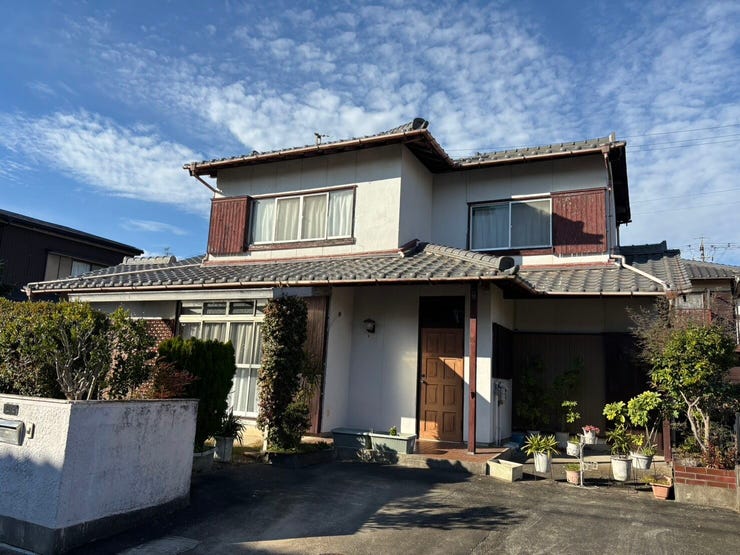 【外観】
◆渕高駅徒歩9分の近さ。忙しい朝が助かる立地、暮らしにゆとりが生まれます♪