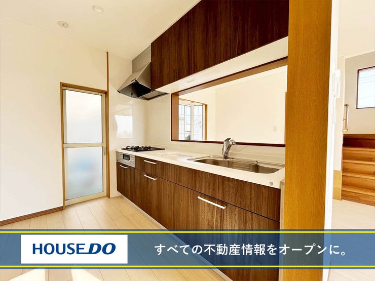 【2025年12月リフォーム】バス1坪以上♪全居室6帖以上♪シャンプードレッサー♪カウンターキッチン