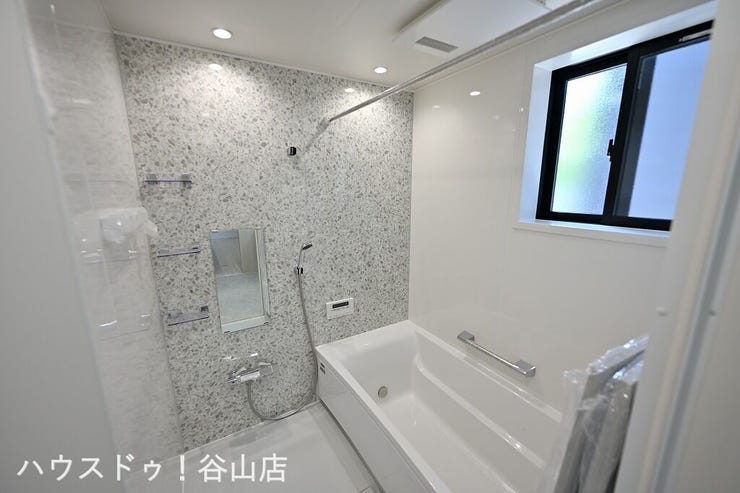 【過去施工例】明るい感じ、贅沢な雰囲気でより快適なバスタイム