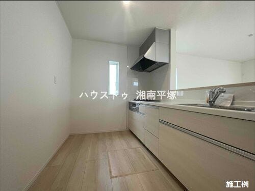 施工例
※本物件画像は取引する建物とは、外壁・屋根・開口部・内装等の形状が異なります。