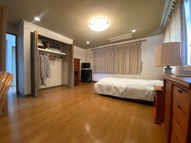 2階西側洋室です♪