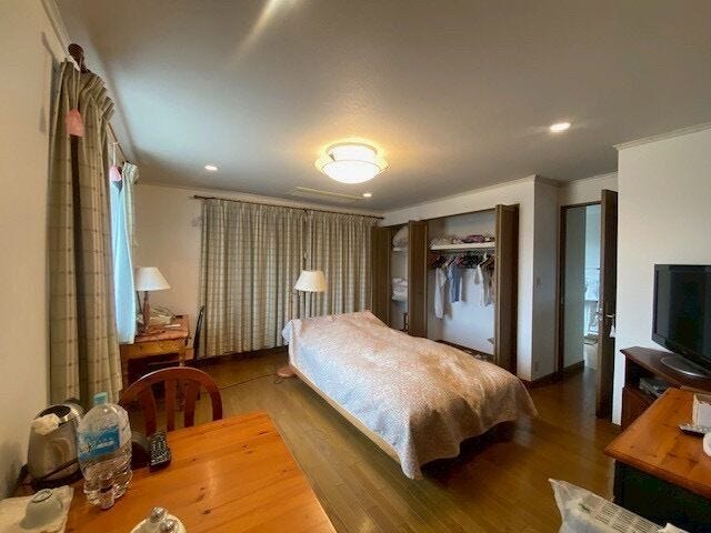 2階東側洋室♪
こちらからの6帖和室へ出入り可能◎