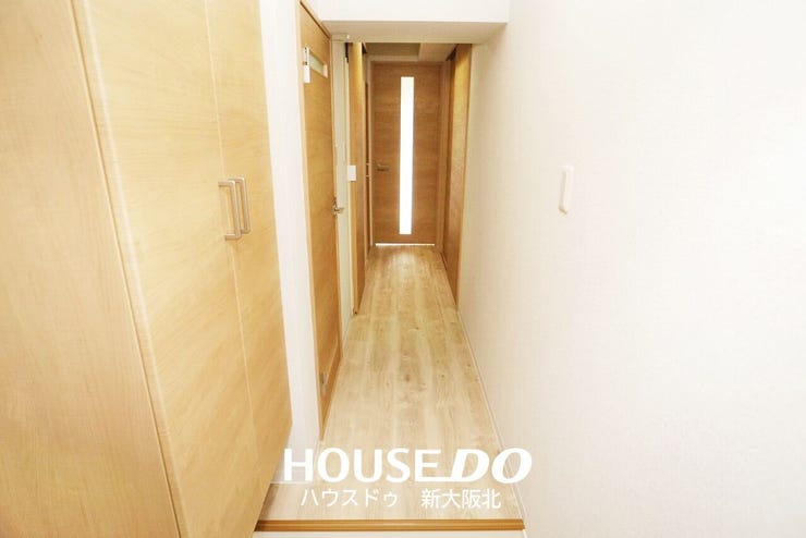 ■玄関から見た室内です!