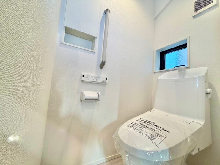 1階と2階にトイレがあります。