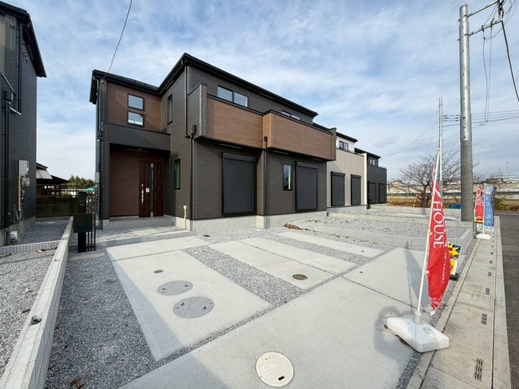 【外観】
【さいたま市深作11期3号棟】
令和7年10月完成済み!
現地ご案内いたします!同分譲物件・近隣物件も合わせてご紹介可能です!