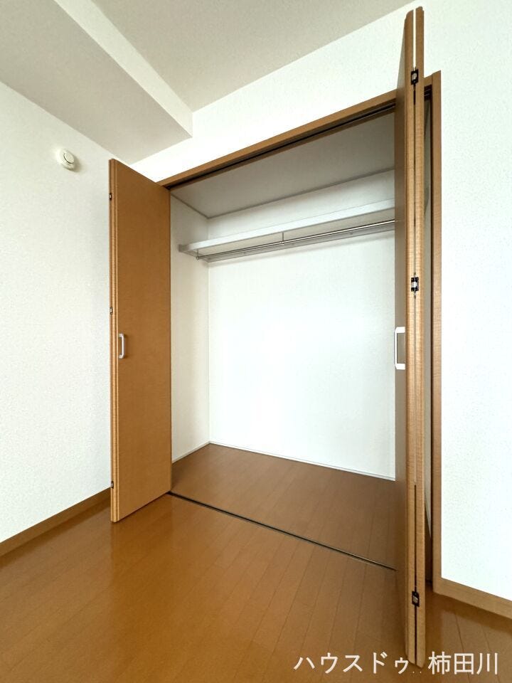 ソレイユノール1号室