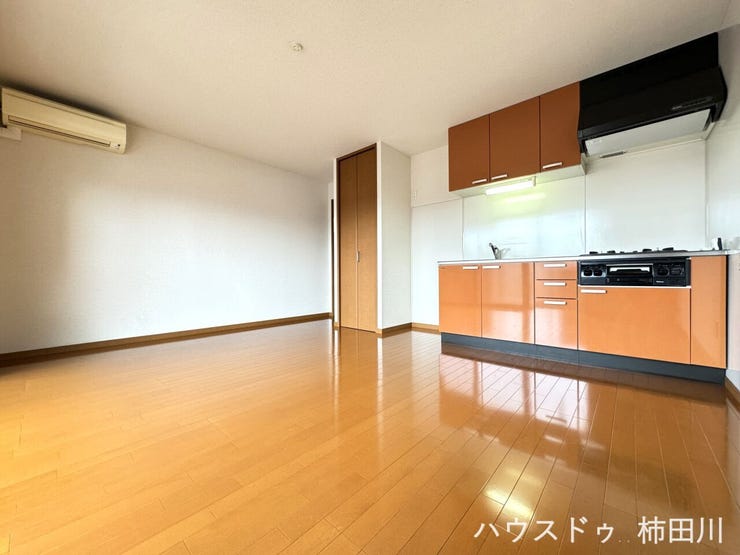 ソレイユノール1号室