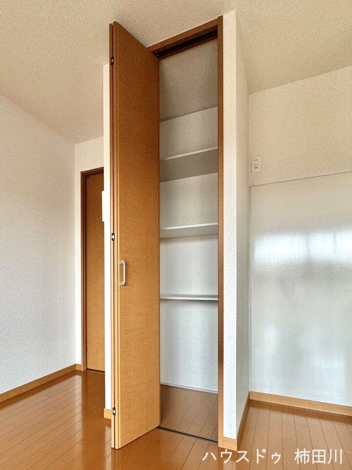 ソレイユノール1号室