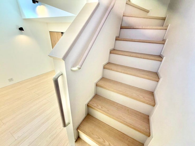 リビングに階段があります。