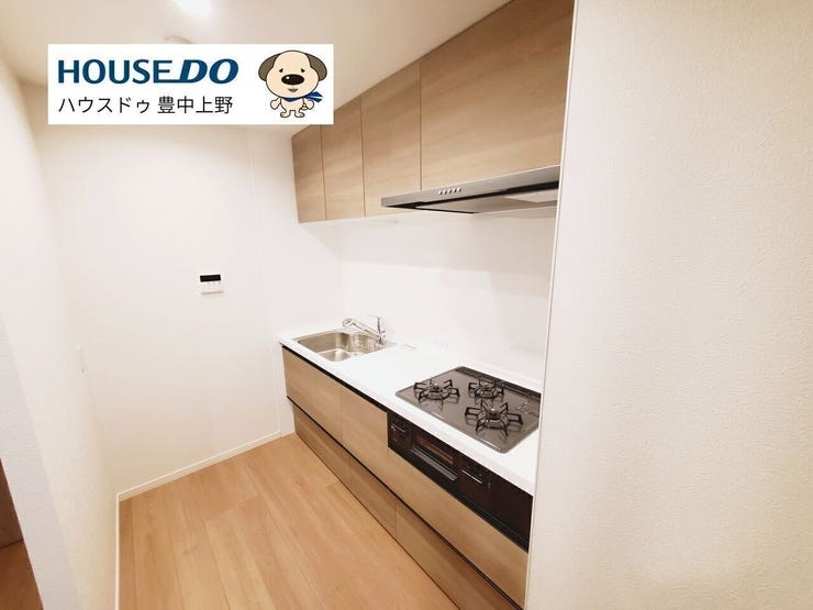 うれしい3口コンロに広々シンクのシステムキッチンです!