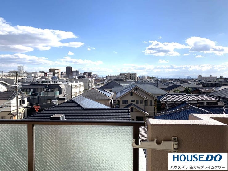 バルコニーからの眺望も良好です♪