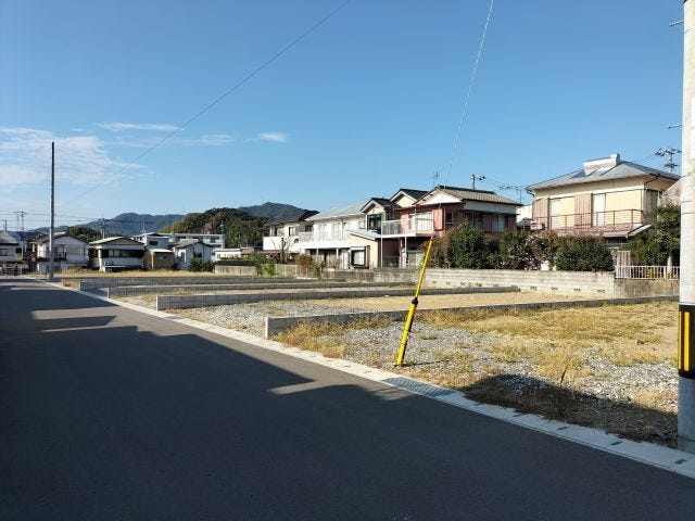 【外観】
2025/12/2 12時頃撮影