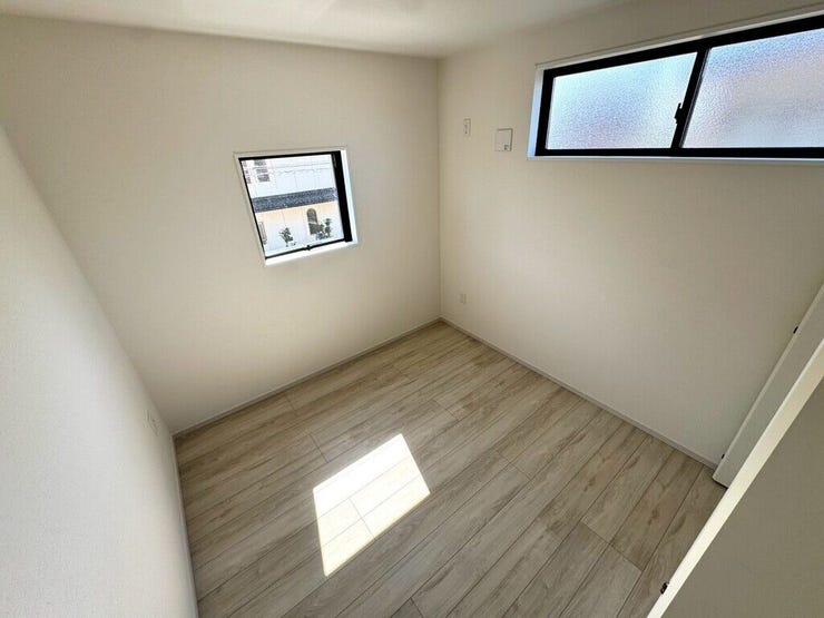 【Bedroom】主寝室や子ども部屋、在宅ワークにも使える洋室。暮らしに合わせて自由にレイアウトできます。