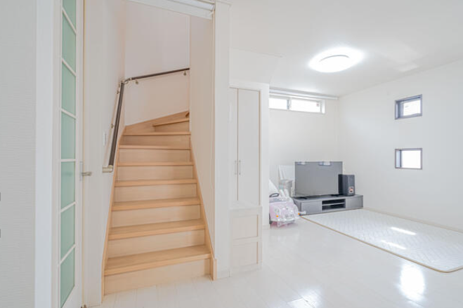 家族がつながるリビングイン階段のお住まいです