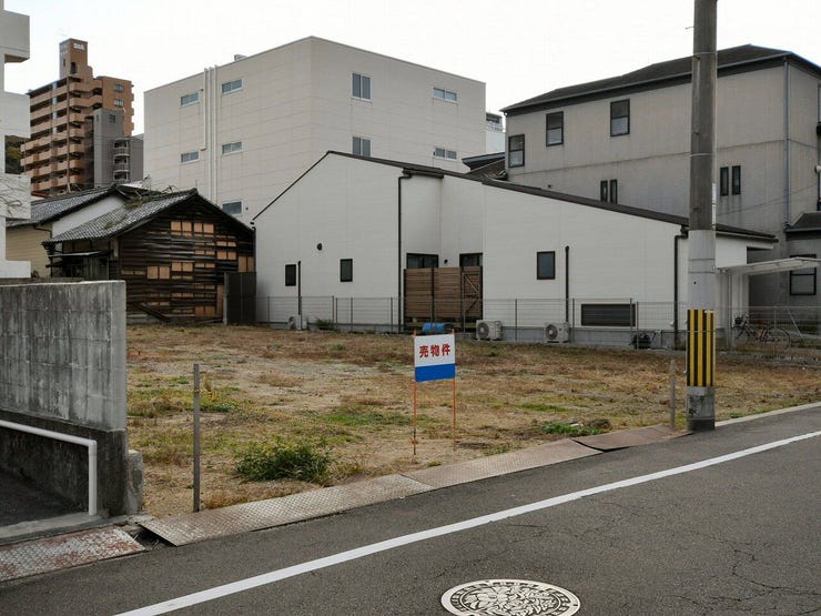 【外観】
外観を北西側より撮影