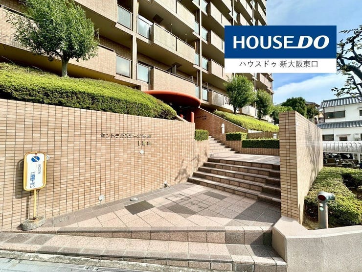 ロビー
植栽もよく手入れされています。