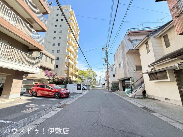 【前面道路】
北側前面道路