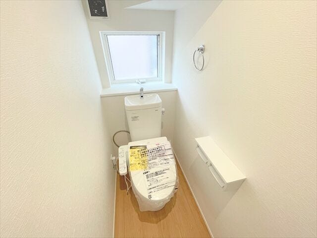 【トイレ・各フロア設置】