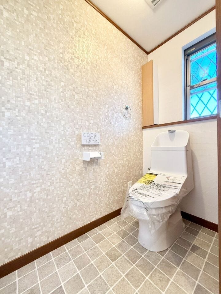 1Fトイレ。清潔感のあるトイレで安心♪