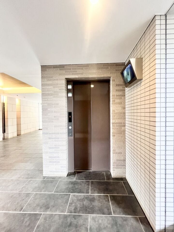 エレベーター付きで日々の移動も快適♪