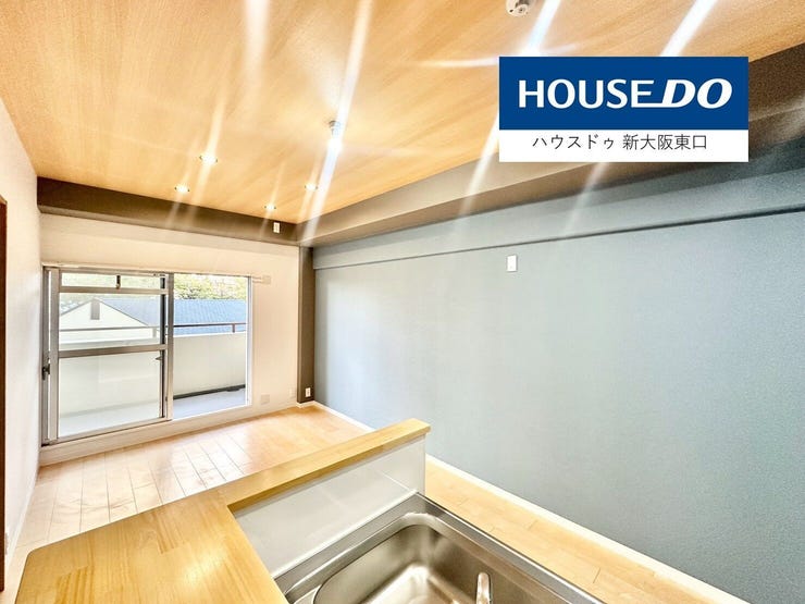 【外観】
鉄筋コンクリート造の頑強なマンションです。
フルリノベーションマンションです。