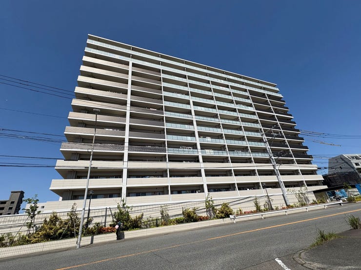 【外観】
【2023年2月築】
西鉄天神大牟田線/都府楼前まで徒歩3分・ペット飼育可能