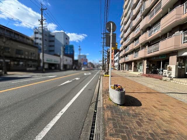前面は柳通りで遮るものがなくベランダへ光がよく入ります。国道1号線、国道23号線へのアクセス◎
(2026年2月3日 撮影)