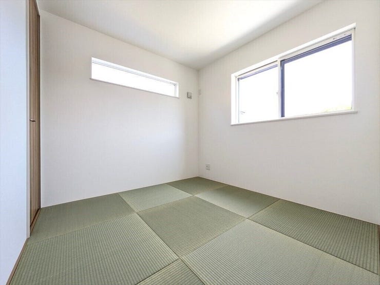 【同社施工例】来客時の応接間はもちろんお子様の遊び場など、様々な用途にお使いいただけます。