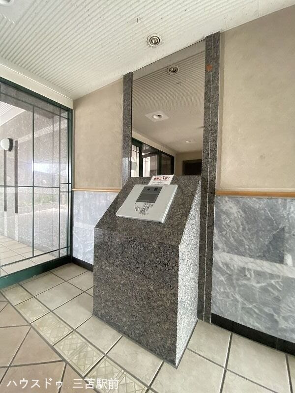 オートロックと防犯カメラで安心☆