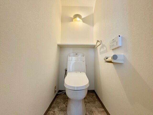 綺麗な空気でいつも清潔なおトイレ。お手入れもらくらくです。