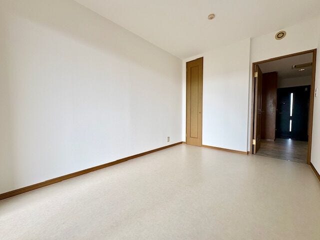 全居室収納完備。収納家具を減らして広々空間をお楽しみいただけるように工夫されていますね♪